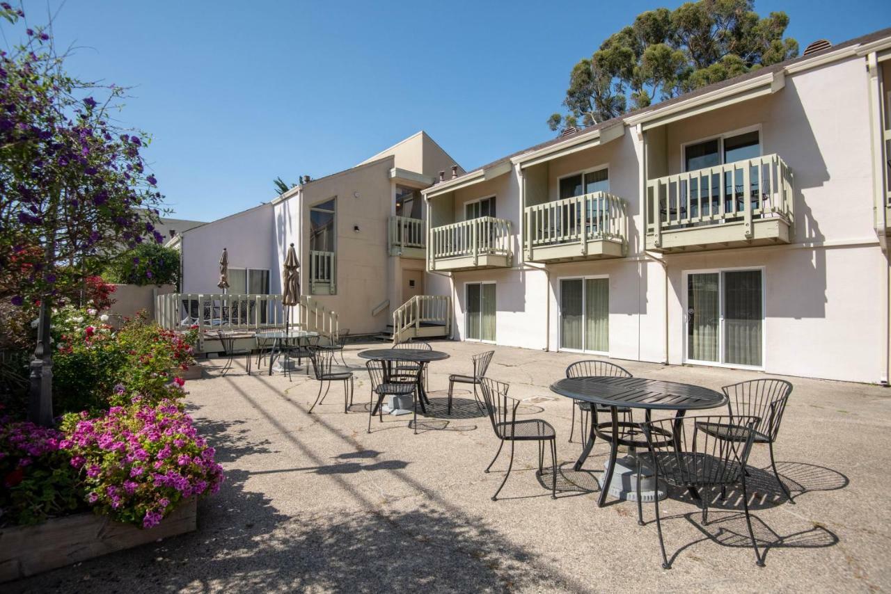 Cannery Row Inn Monterey Exterior photo
